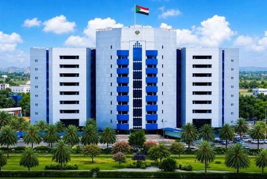 «ساعة الصفر» تقترب.. 23 شركة تهدد بإيقاف إنتاج الذهب في السودان 1 images 2026 09 18T200143.606